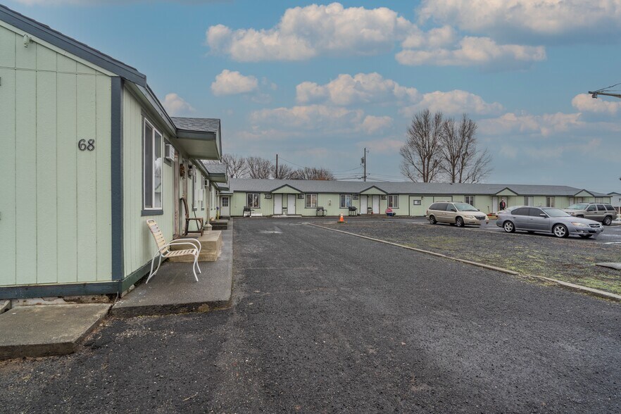 More Photos Of 68 W Hwy 28, Soap Lake Apartments For Sale