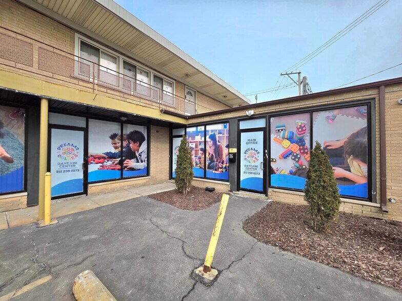 More Photos Of 7815 S Kedzie Ave, Chicago Storefront Retail Residential For Sale