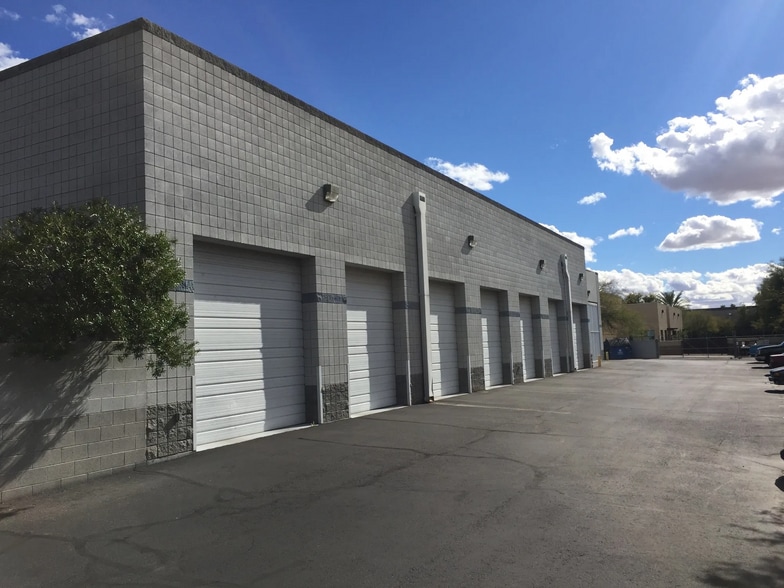 More Photos Of 300 S 79th St, Chandler Service For Lease