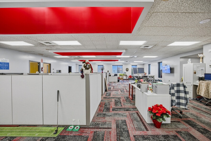 More Photos Of 1175 E Main St, Rochester Warehouse For Sale