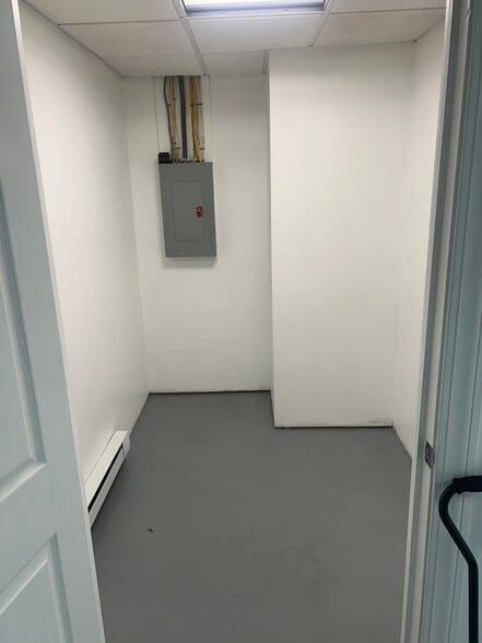 More Photos Of 1175-1195 N Main St, Randolph Unknown For Lease