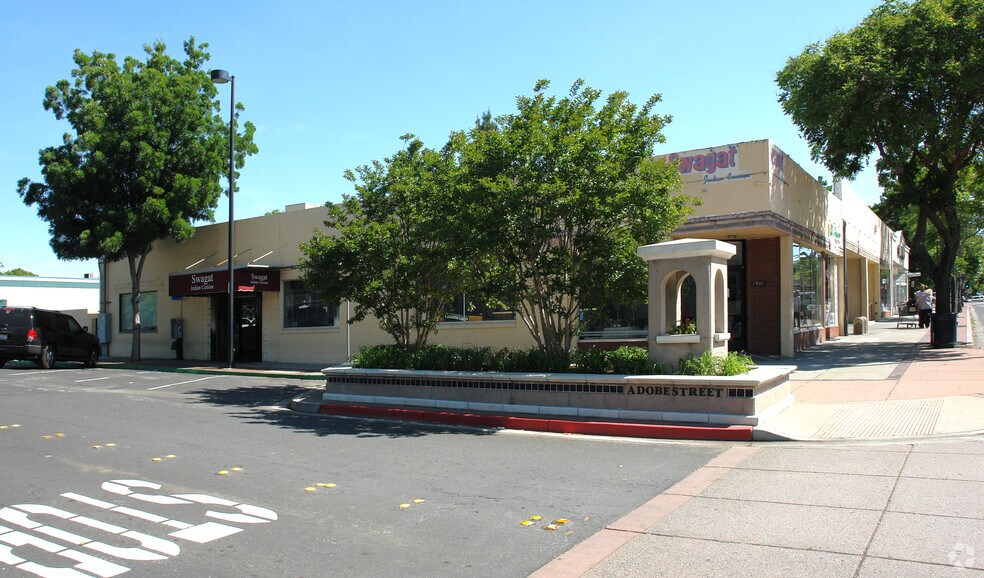 Primary Photo Of 1901-1919 Salvio St, Concord General Retail For Lease