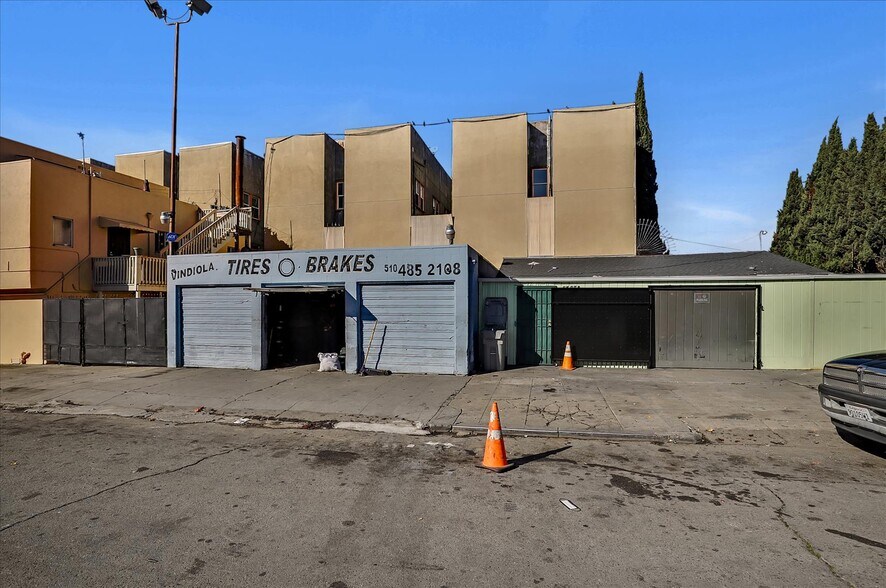 More Photos Of 1407 Miller Ave, Oakland Storefront Retail Residential For Sale