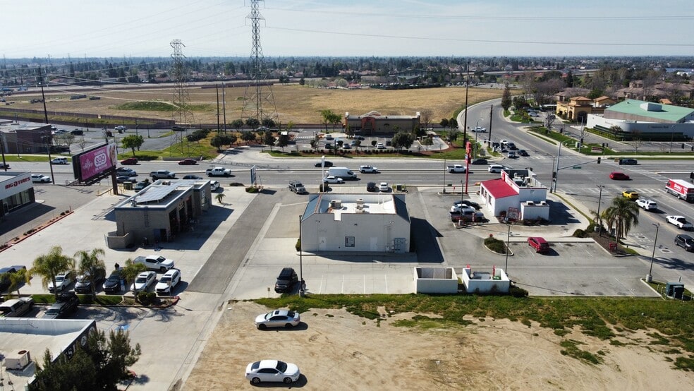 More Photos Of 3726 Coffee Rd, Bakersfield Freestanding For Lease