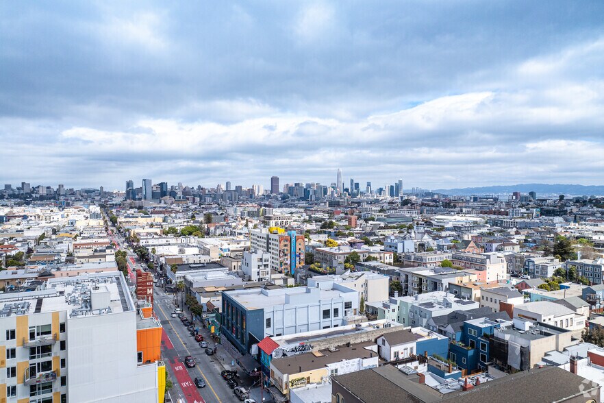 More Photos Of 2551 Mission St, San Francisco Freestanding For Lease