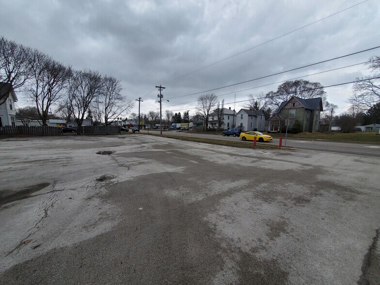 More Photos Of 726 S Blanchard St, Findlay Carwash For Sale