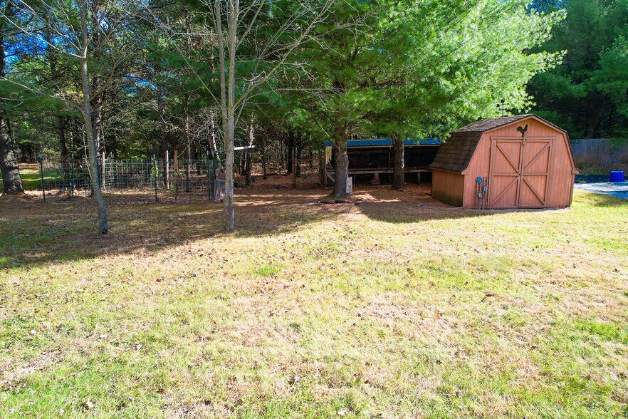 More Photos Of E8359 County Road H, Wisconsin Dells Light Distribution For Sale