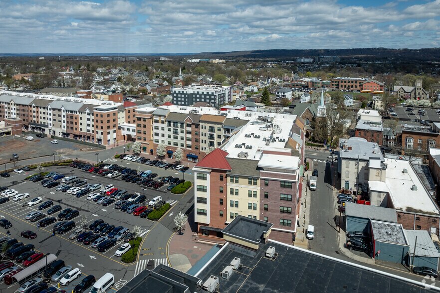 More Photos Of 100 Veterans Memorial Dr W, Somerville Unknown For Lease