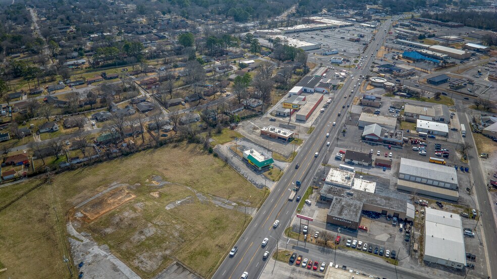More Photos Of 1716 6th Ave SE, Decatur Funeral Home For Sale