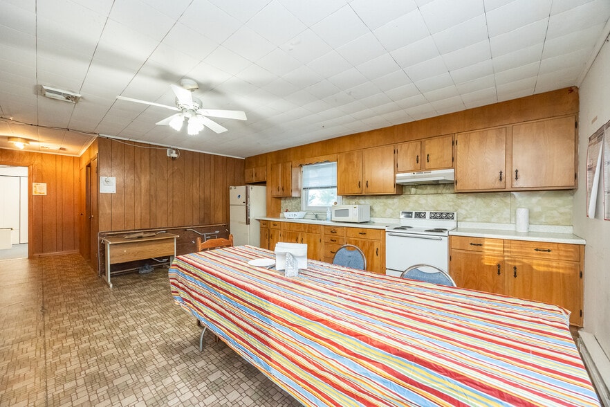 More Photos Of 1340 Pottstown Pike, West Chester General Retail For Sale