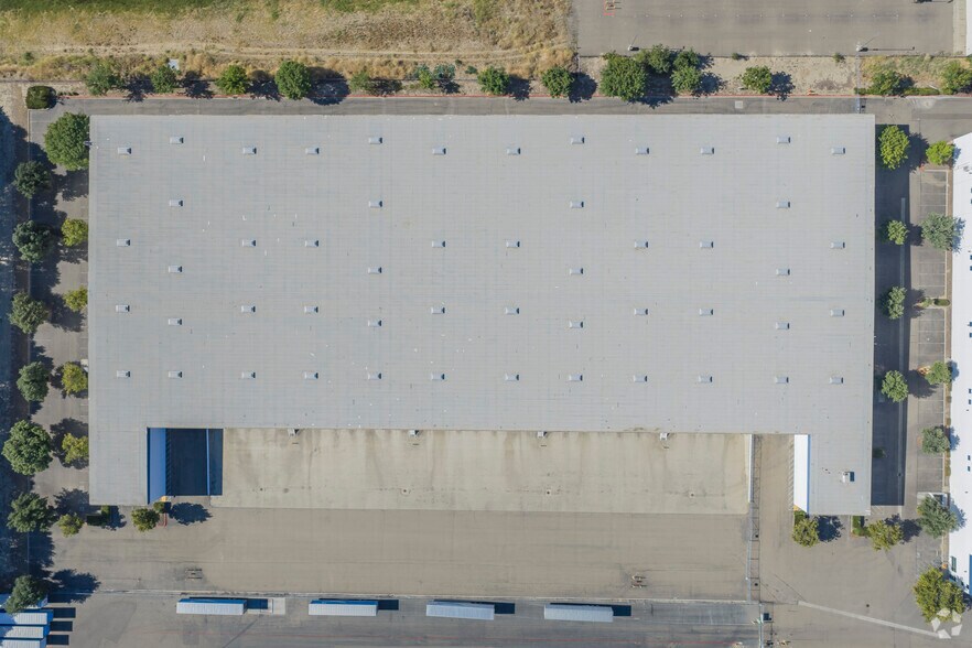 More Photos Of 11960 S Harlan Rd, Lathrop Distribution For Lease