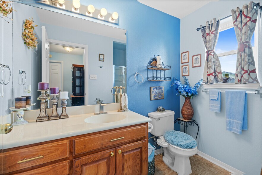More Photos Of 414 County Road 437, Eddy Service For Sale