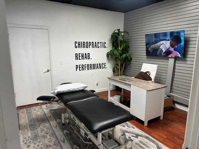 More Photos Of 809 Lucerne Ave, Lake Worth Storefront Retail Office For Lease