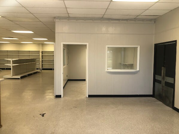 More Photos Of 489 Southgate Rd, Dothan Warehouse For Lease
