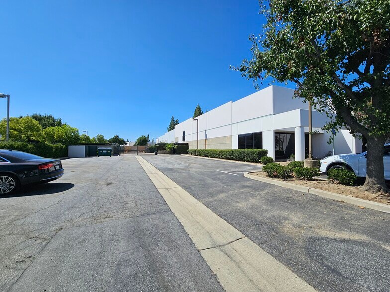 More Photos Of 1715 Corrigan Ct, La Verne Warehouse For Lease