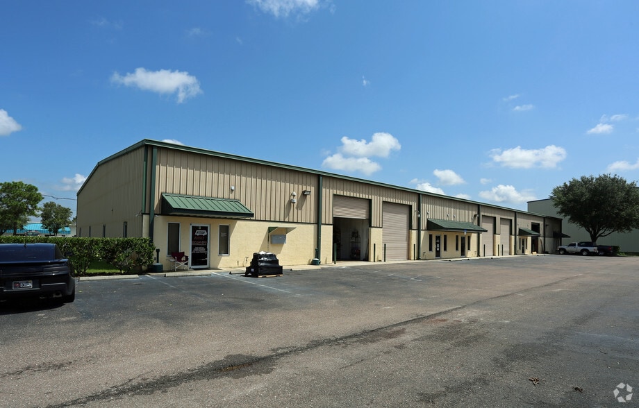 Primary Photo Of 2446 Success Dr, Odessa Warehouse For Lease