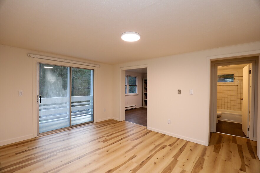 More Photos Of 3191 State Route 23, Hillsdale Apartments For Sale