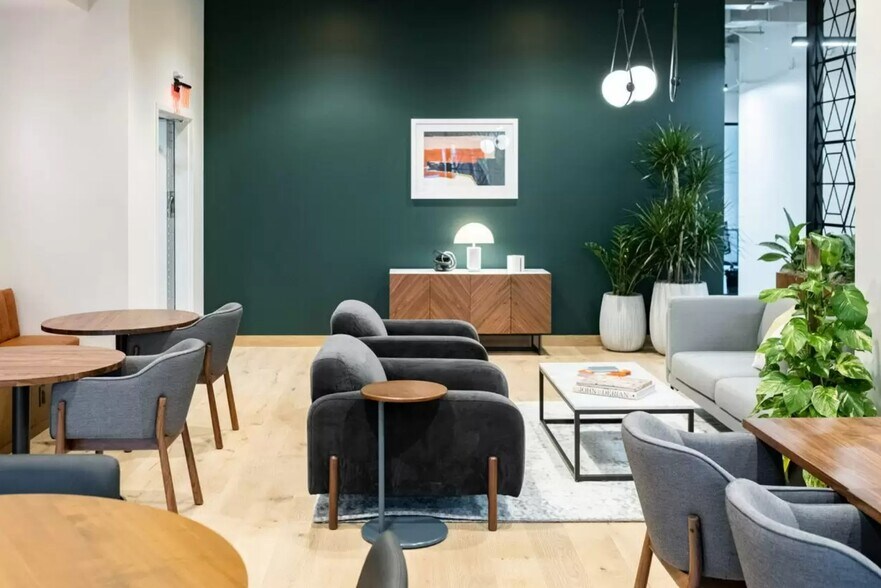 More Photos Of 880 Monon Green Blvd, Carmel Coworking Space