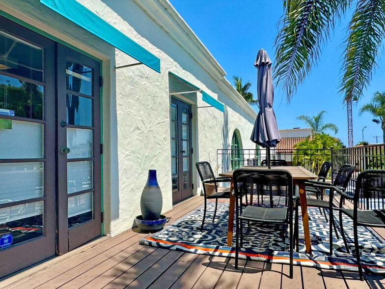 More Photos Of 104 W Anapamu St, Santa Barbara Office For Lease