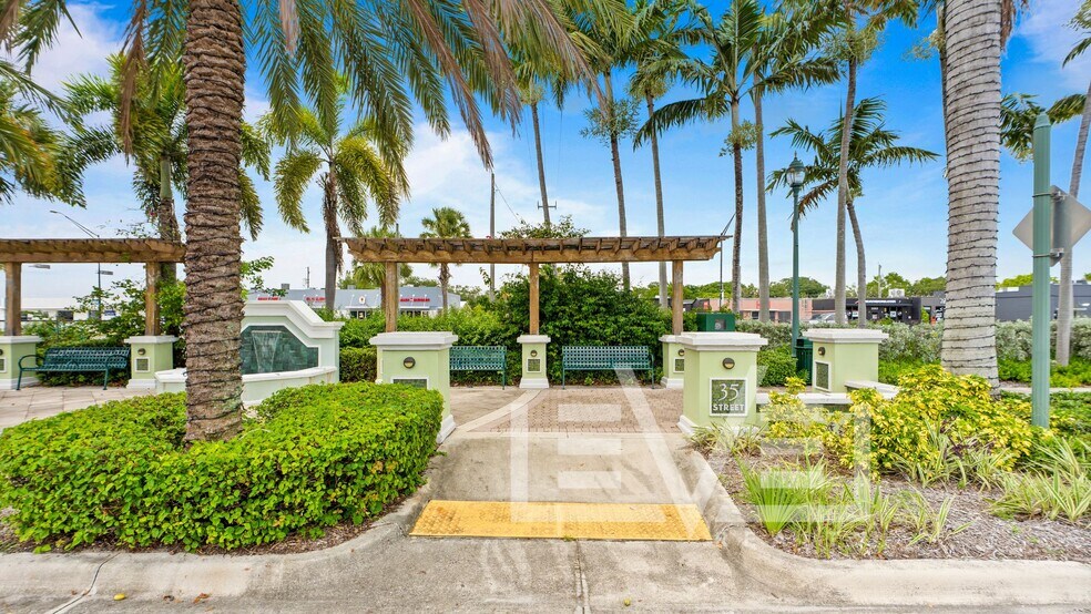More Photos Of 3500-3580 NE 12th Ave, Fort Lauderdale Storefront Retail Office For Lease