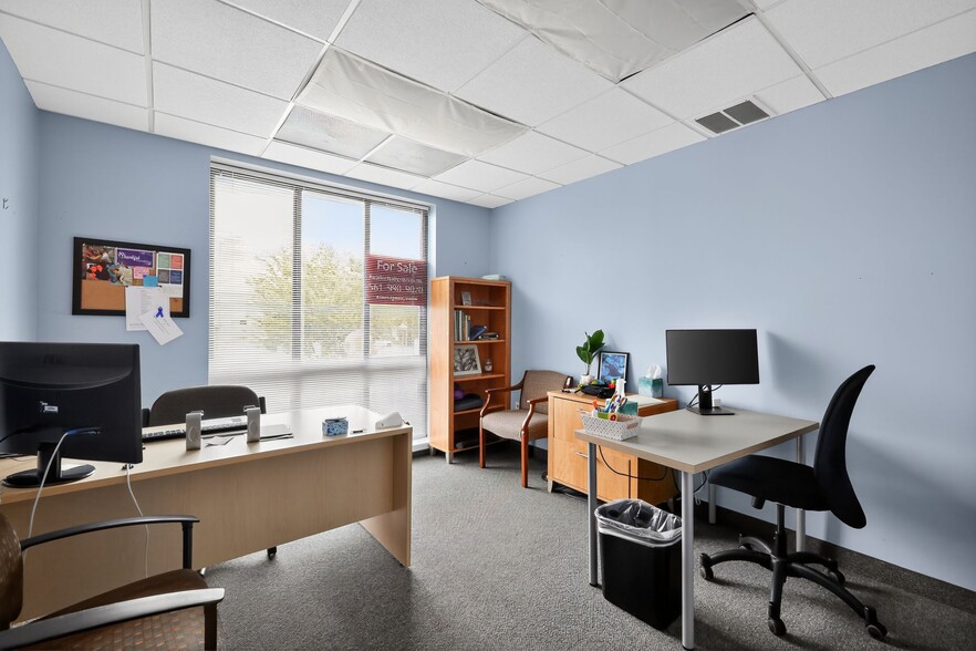 More Photos Of 6183 Executive Blvd, North Bethesda Office For Lease