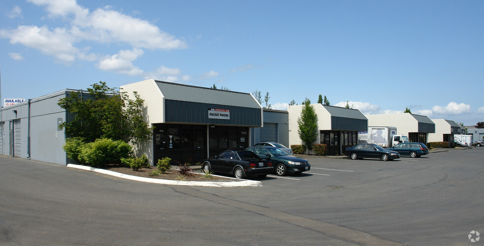 Primary Photo Of 4630 16th St E, Fife Light Manufacturing For Lease