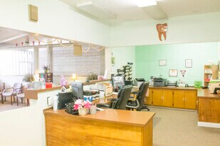More Photos Of 1601 McHenry Village Way, Modesto Medical For Sale