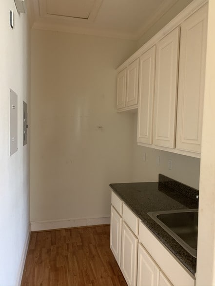 More Photos Of 12824 Willow Centre Dr, Houston Medical For Sale