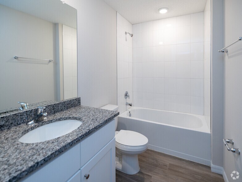 More Photos Of 9612 Hood Rd, Jacksonville Apartments For Sale