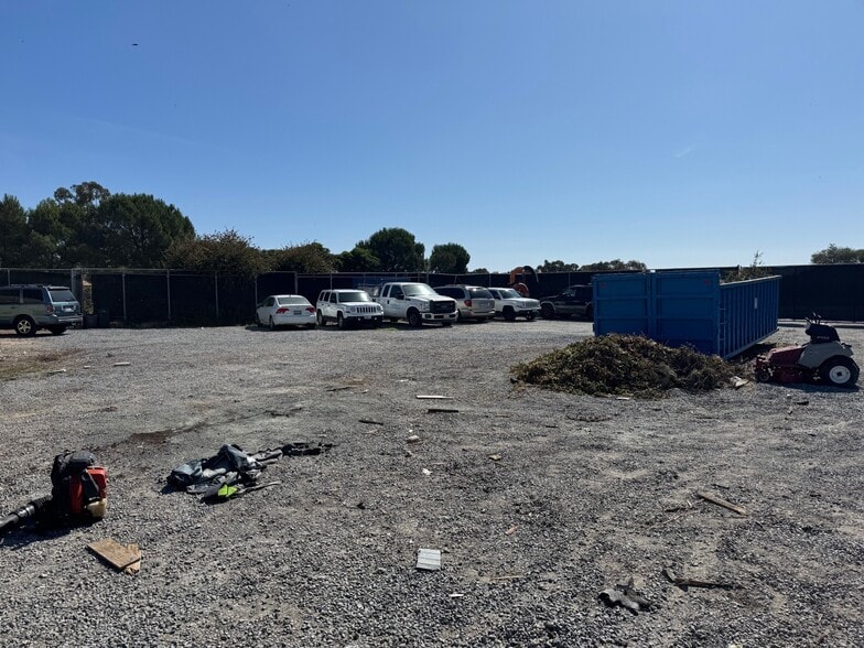 More Photos Of 400 Smith Ranch Rd, San Rafael Land For Lease