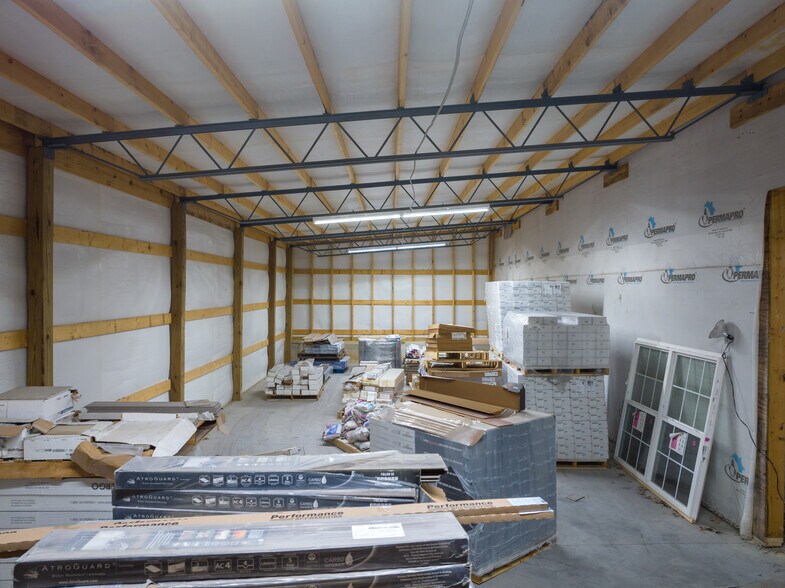 More Photos Of 455 E Main St, Parsons General Retail For Sale