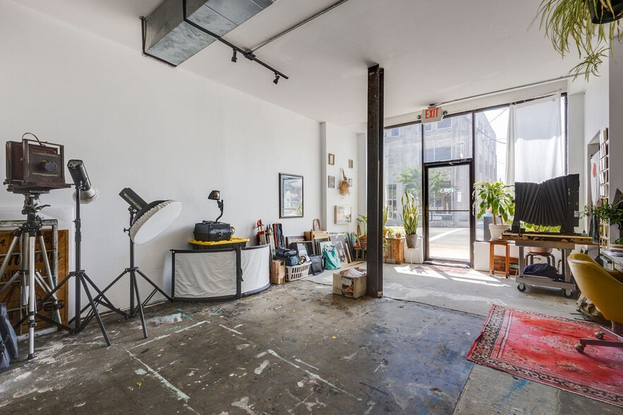 More Photos Of 1521 Hull St, Richmond Storefront Retail Residential For Sale