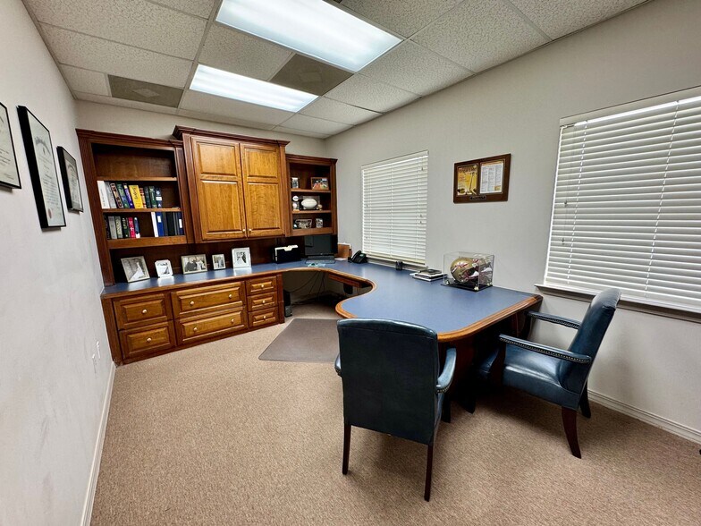 More Photos Of 6272 Dupont Station Ct, Jacksonville Office For Sale