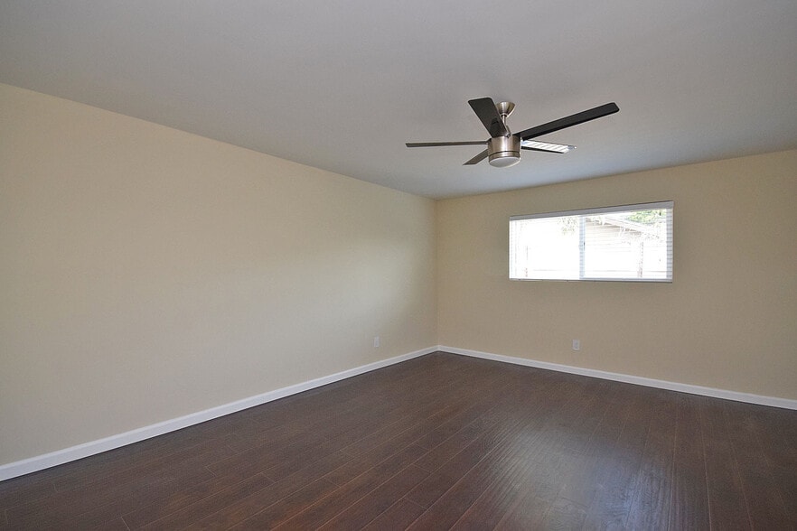 More Photos Of 16422 S Orchard Ave, Gardena Auto Repair For Sale