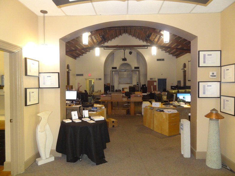 More Photos Of 1002-1006 E Jefferson St, Phoenix Office For Sale