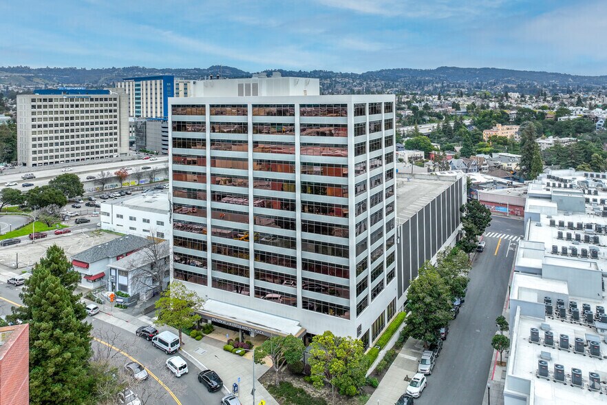 More Photos Of 3300 Webster St, Oakland Medical For Lease