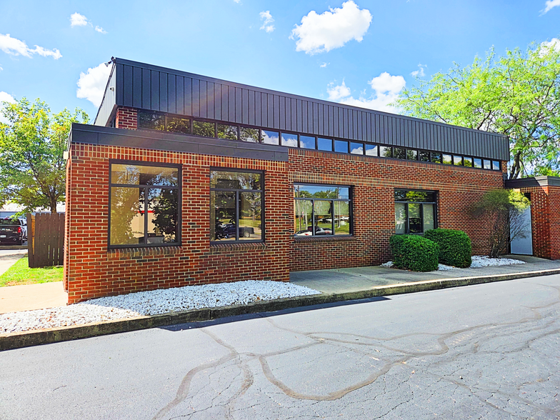 More Photos Of 611 S Sandusky St, Delaware Office For Sale