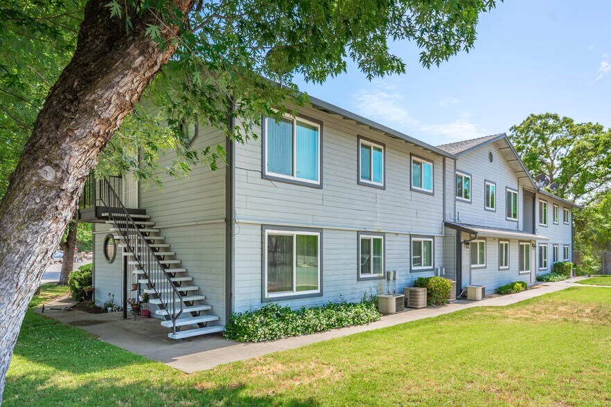More Photos Of 7856 Old Auburn Rd, Citrus Heights Apartments For Sale