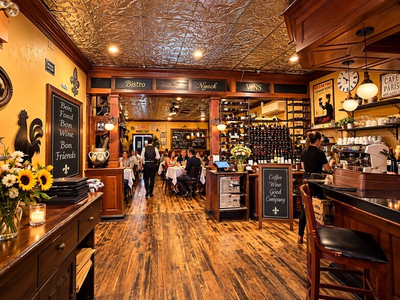 More Photos Of 108 Main St, Nyack General Retail For Lease