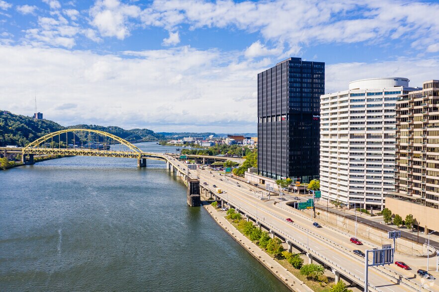 More Photos Of 20 Stanwix St, Pittsburgh Office For Lease
