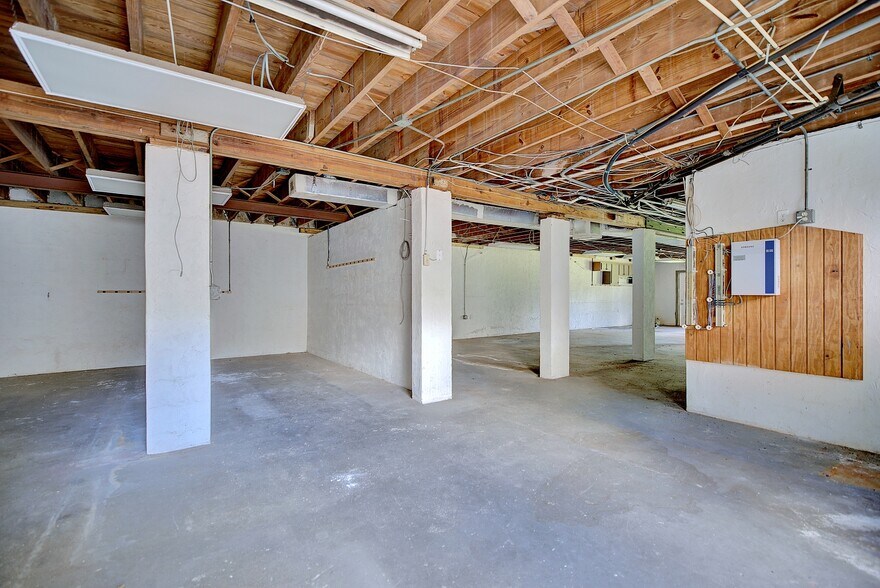 More Photos Of 10405 US Highway 27 S, Sebring Freestanding For Sale