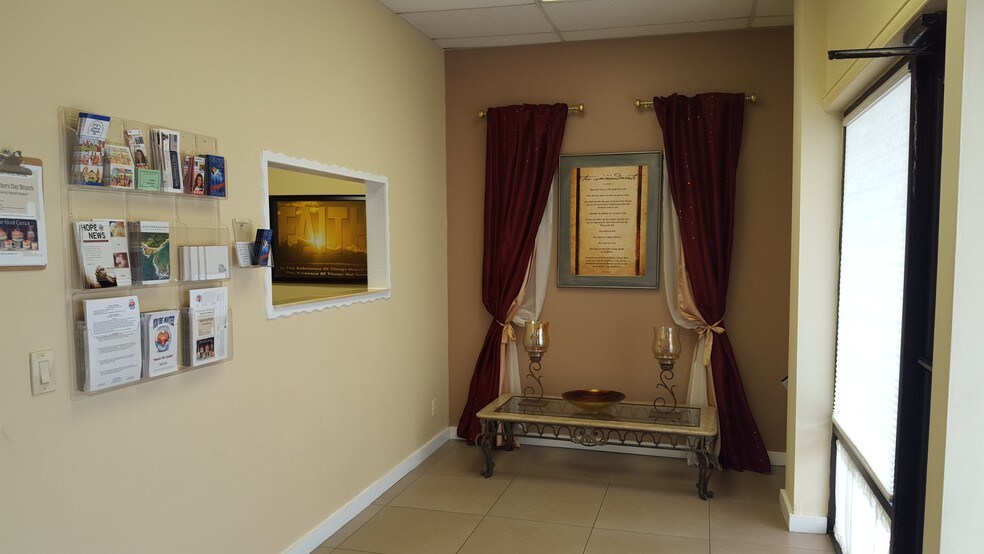 More Photos Of 10250-10352 W Sample Rd, Coral Springs Storefront Retail Office For Sale