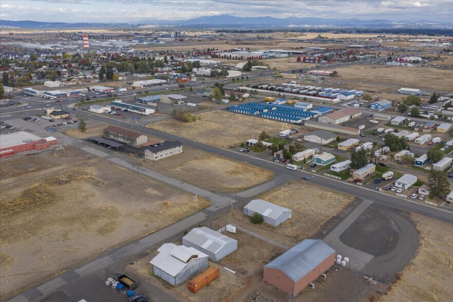 More Photos Of 12825 W 17th Ave, Airway Heights Warehouse For Sale
