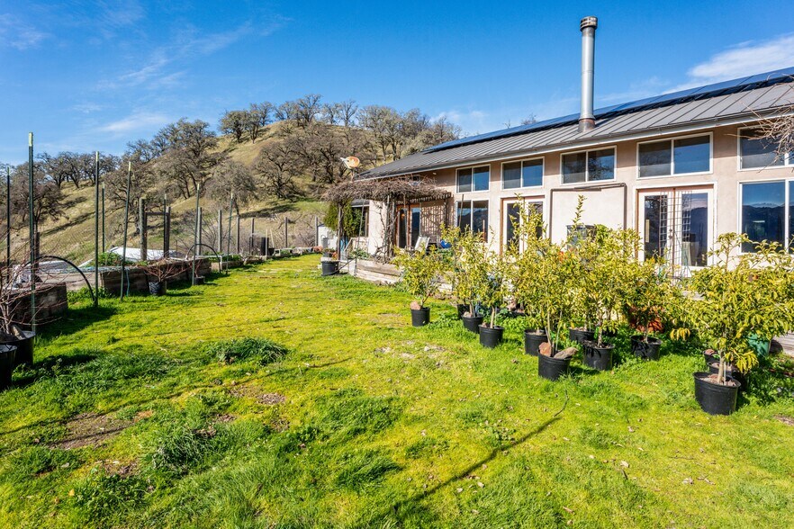 More Photos Of 4300 Young Creek Rd, Ukiah Specialty For Sale