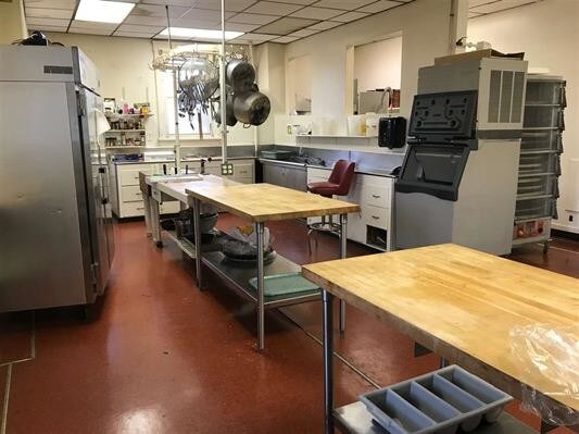 More Photos Of 222 S 2nd St, Clinton Storefront For Sale