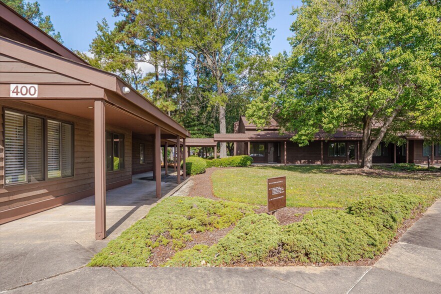 More Photos Of 1904 Front St, Durham Medical For Lease