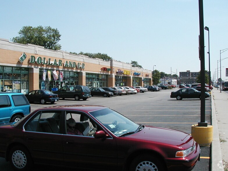 More Photos Of 1601-1747 S Cicero Ave, Cicero General Retail For Lease