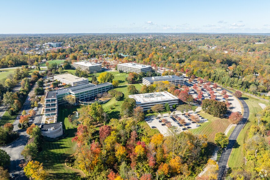 More Photos Of 100 Matsonford Rd, Radnor Unknown For Lease