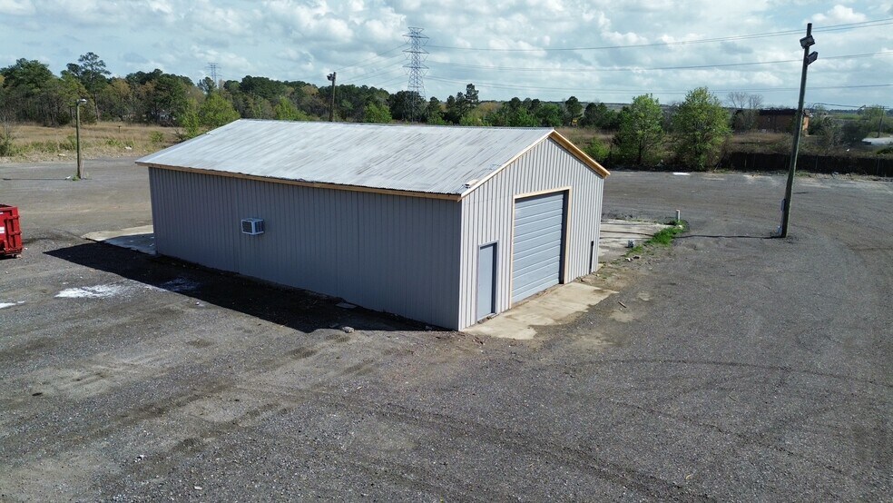More Photos Of 5117 Bainbridge Blvd, Chesapeake Industrial For Sale