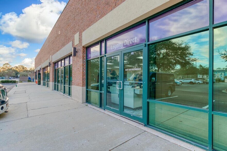 More Photos Of 12276 San Jose Blvd, Jacksonville Office For Lease